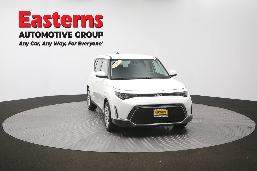 Used 2023 Kia Soul LX FWD image 52
