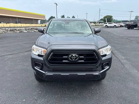 Used 2023 Toyota Tacoma SR w/ SR Convenience Package AWD/4WD image 3