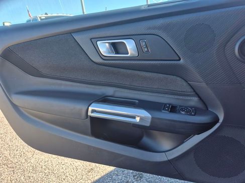 Used 2025 Ford Mustang GT RWD image 15