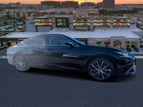 Used 2024 Lexus ES 350 w/ Premium Package image 1