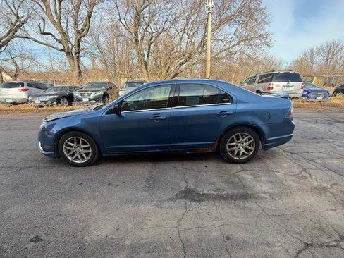 Used 2010 Ford Fusion SEL image 4