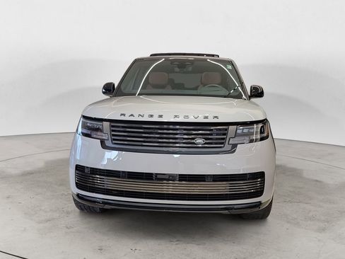 New 2026 Land Rover Range Rover SV image 7