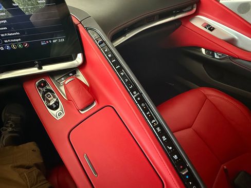 Used 2023 Chevrolet Corvette Stingray Preferred Cpe w/ 2LT image 17