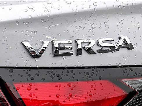 New 2025 Nissan Versa SV image 15