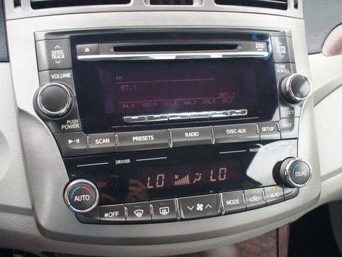 Used 2012 Toyota Avalon FWD image 8