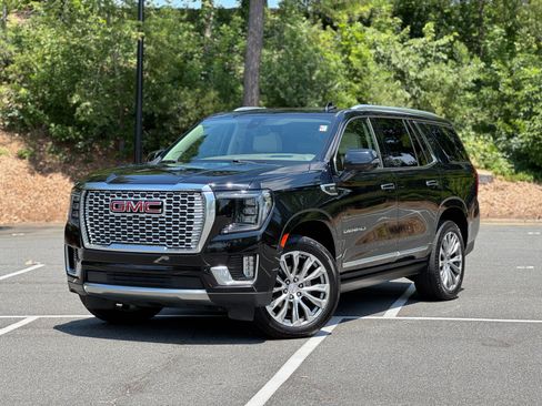 Used 2021 GMC Yukon Denali w/ Denali Ultimate Package AWD/4WD image 1