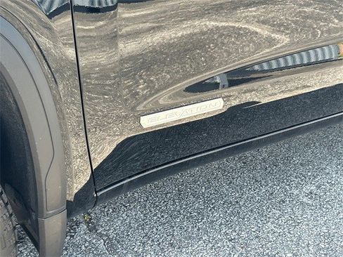 Used 2025 GMC Sierra 1500 Elevation image 16