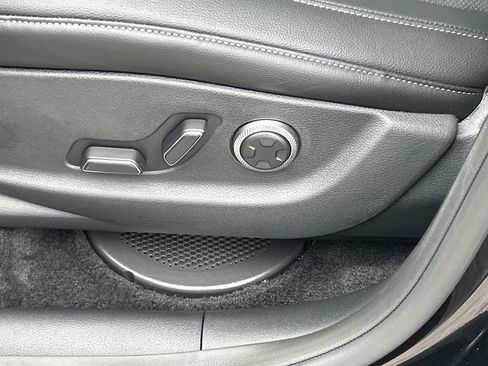 New 2026 Genesis GV80 2.5T Select AWD/4WD image 16