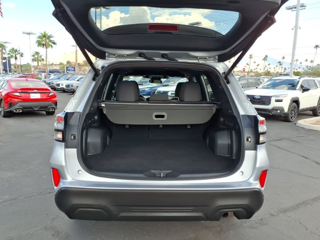 Certified 2025 Subaru Forester Premium AWD/4WD image 15