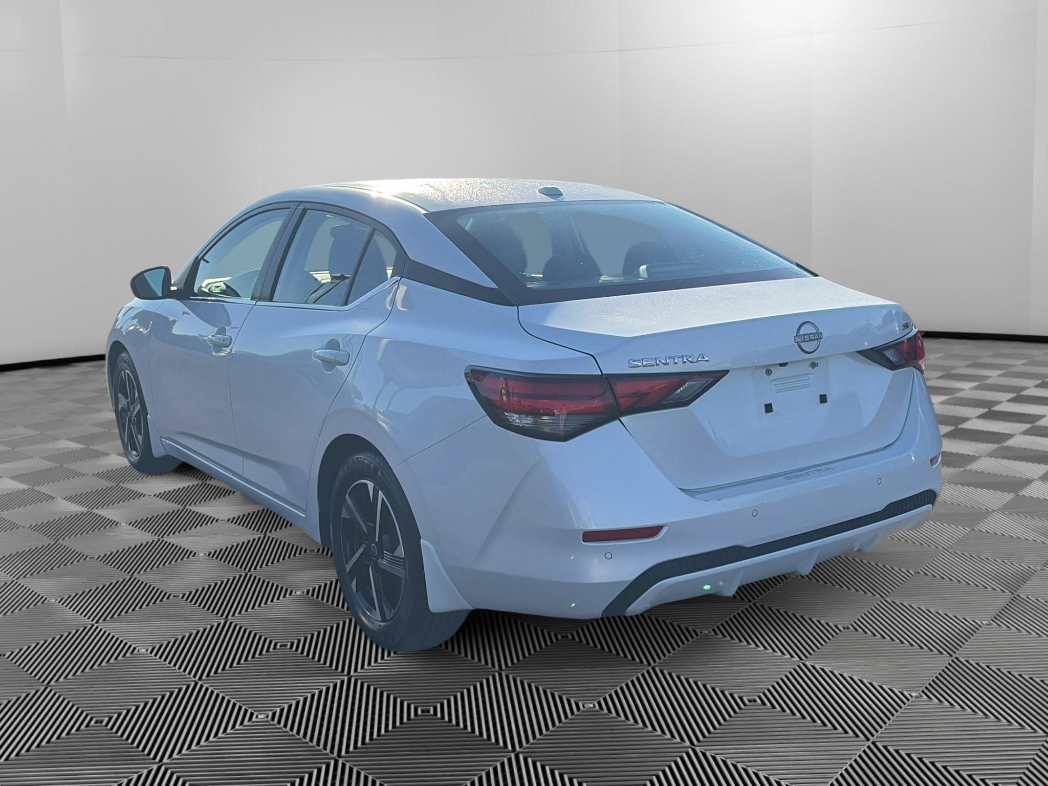 Used 2024 Nissan Sentra SV w/ All-Weather Package FWD image 5