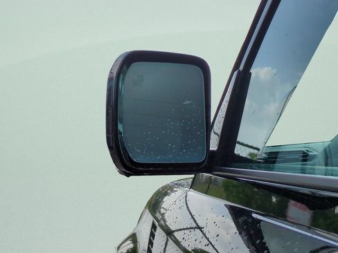 Used 2025 Land Rover Defender 110 S AWD/4WD image 27