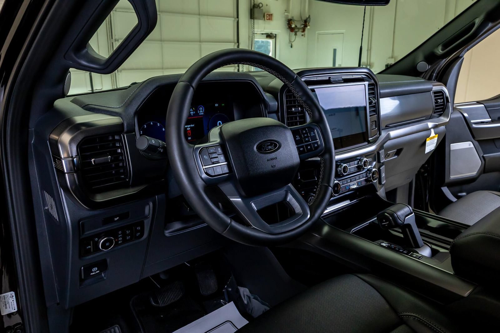 Used 2026 Ford F150 Lariat AWD/4WD image 14