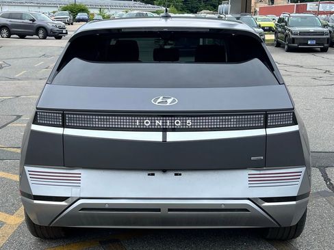 New 2024 Hyundai Ioniq 5 Limited AWD/4WD image 4