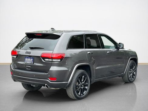 Used 2019 Jeep Grand Cherokee Altitude AWD/4WD image 8