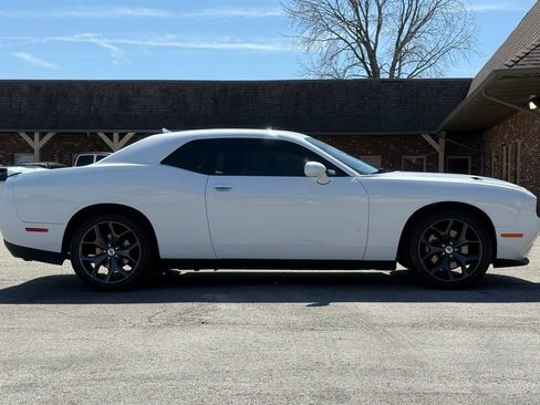 Used 2018 Dodge Challenger SXT Plus RWD image 6