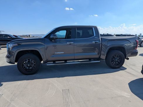 Used 2022 Toyota Tundra Limited AWD/4WD image 7