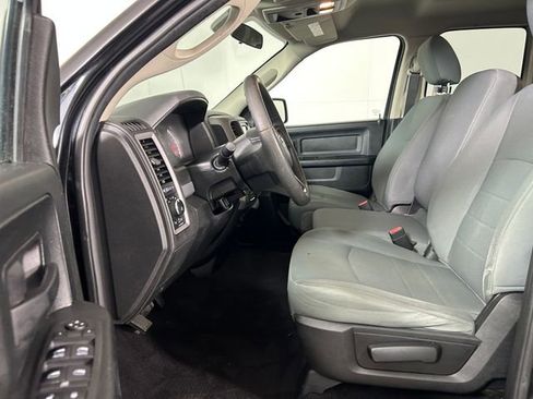 Used 2018 RAM 1500 Express w/ Black Ram 1500 Express Group image 12