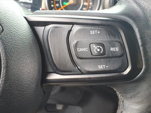 Used 2019 Jeep Wrangler Unlimited Sport S image 28