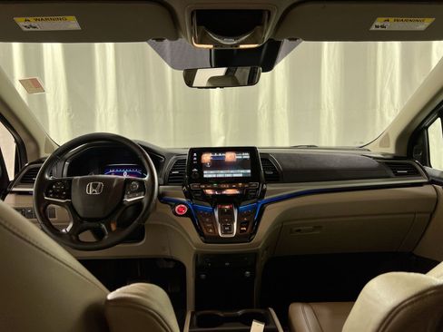 Used 2018 Honda Odyssey Elite image 17