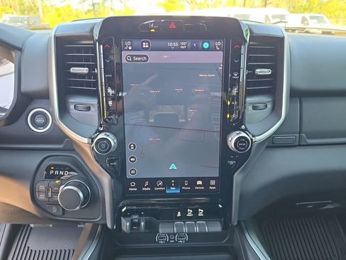 New 2026 RAM 1500 Big Horn AWD/4WD image 17