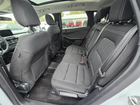 Used 2025 Ford Escape Active w/ Cold Weather Package AWD/4WD image 13