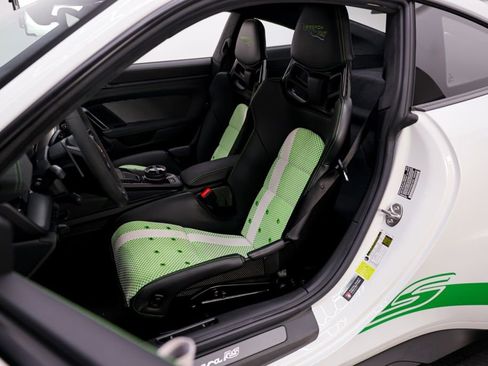 Used 2024 Porsche 911 GT3 RS image 8