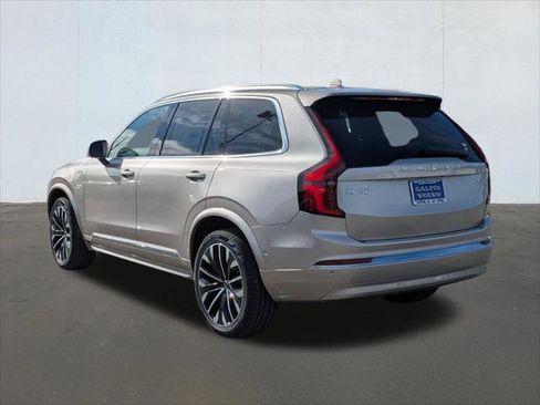 New 2026 Volvo XC90 T8 Plus w/ Protection Package Premier image 2