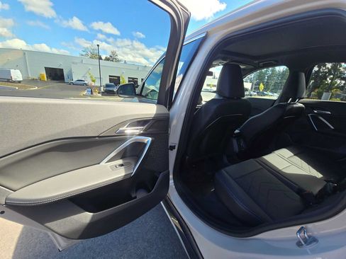 Used 2026 BMW X1 xDrive28i w/ Technology Package AWD/4WD image 15