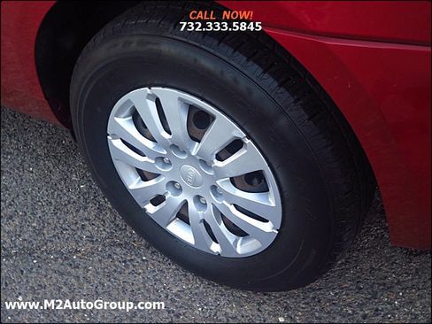 Used 2012 Kia Sedona LX image 24