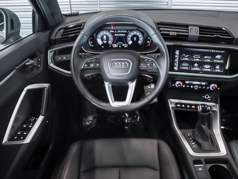 Used 2025 Audi Q3 2.0T Premium AWD/4WD image 19