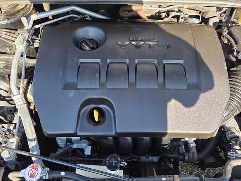 Used 2019 Toyota Corolla XSE image 23