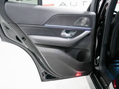 Used 2024 Mercedes-Benz GLE 53 AMG 4MATIC Coupe image 31