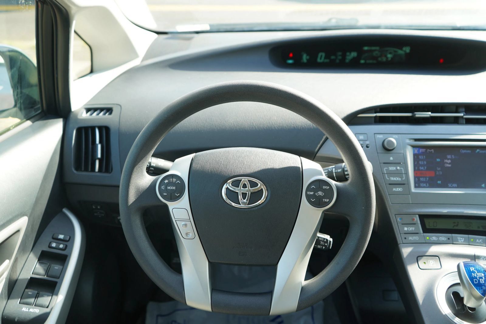 Used 2015 Toyota Prius Two FWD image 14