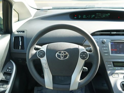 Used 2015 Toyota Prius Two FWD image 14