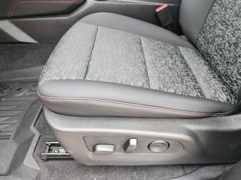 New 2026 Chevrolet Colorado Z71 image 18