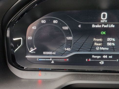 Used 2022 GMC Yukon XL Denali image 22