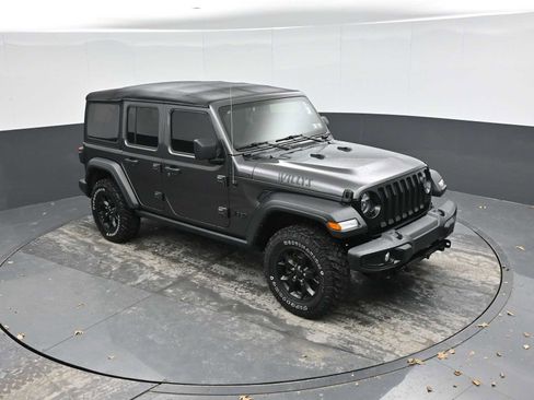 Used 2021 Jeep Wrangler Unlimited Willys image 30