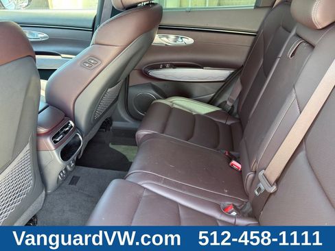 Used 2023 Genesis GV70 2.5T w/ Advanced Package AWD/4WD image 26