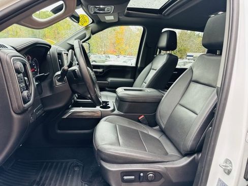 Used 2022 Chevrolet Silverado 3500 LTZ w/ LTZ Plus Package image 21