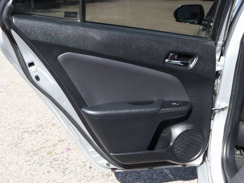 Used 2018 Toyota Prius Prime Premium w/ Carpet Mat Package FWD image 30