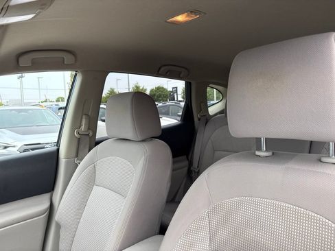Used 2012 Nissan Rogue SV AWD/4WD image 5