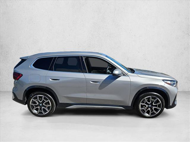 Used 2026 BMW X1 xDrive28i w/ Technology Package AWD/4WD image 4