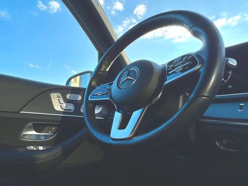 Certified 2022 Mercedes-Benz GLS 450 4MATIC image 12