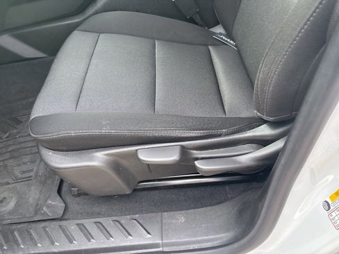 Certified 2025 Chevrolet Colorado W/T image 5