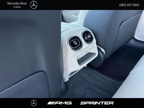 Used 2024 Mercedes-Benz C 300 4MATIC Sedan image 20