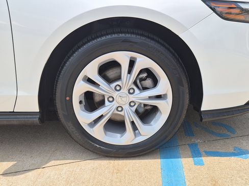 Used 2024 Honda Accord LX image 32