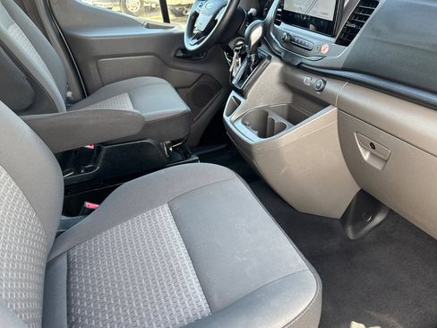 Certified 2022 Ford Transit 350 XLT image 18