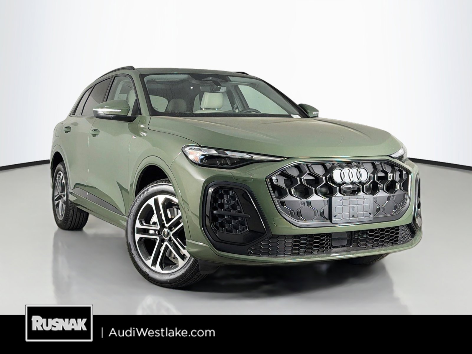 New 2026 Audi Q5 2.0T AWD/4WD image 1