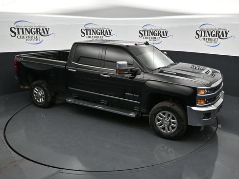 Used 2019 Chevrolet Silverado 2500 LTZ w/ Duramax Plus Package AWD/4WD image 18