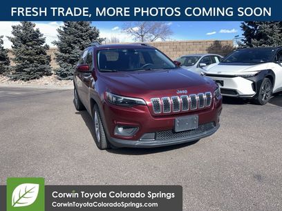 Used 2019 Jeep Cherokee Latitude w/ Popular Appearance Group